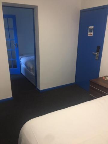 The Clacton Hotel Экстерьер фото